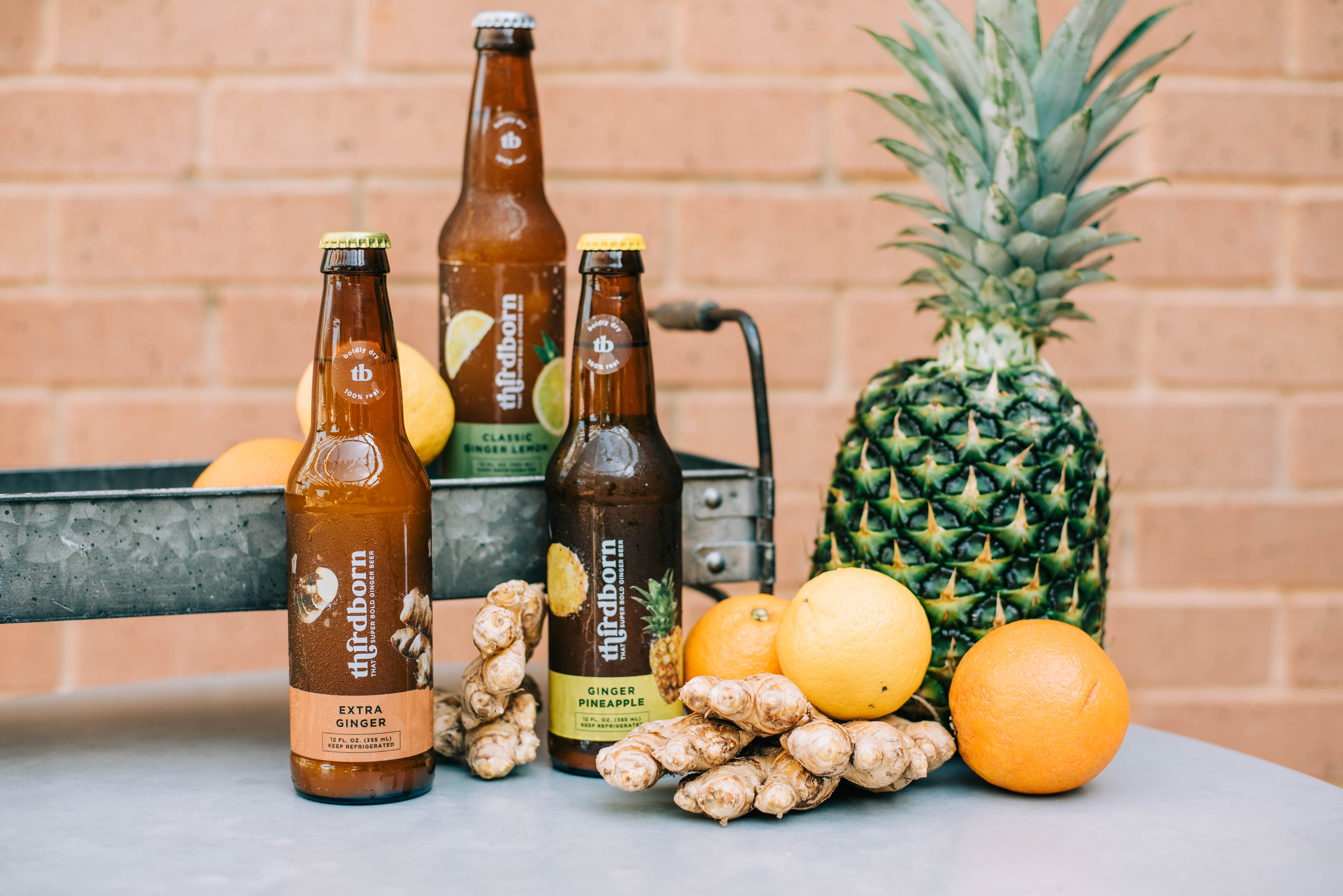 Logo design for the brand Redo on green gradient background